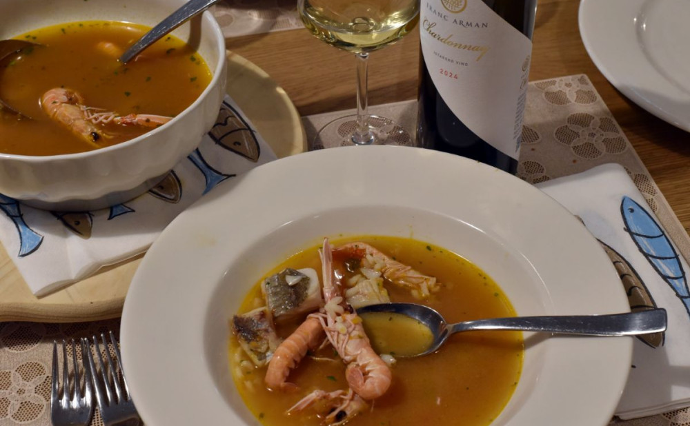 5 Riblja juha i Franc Arman Chardonnay