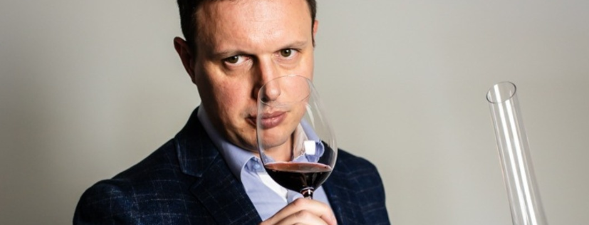 Mate Negulić sommelier je s puno iskustva u kvarnerskim hotelima. Evo koja vina predlaže za 100 najboljih