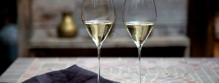 Dobre čaše najljepši su dar istinskom vinoljupcu! Set Veloce Champagne 15 posto je jeftiniji u Mivi. I to nije sve...