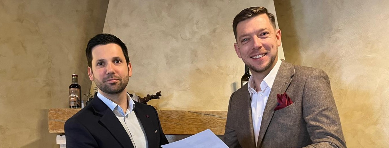 Vinistra s tehnološkom udrugom ICT Istra jača međunarodnu vidljivost vina, a predstavila se i u Londonu te Grčkoj